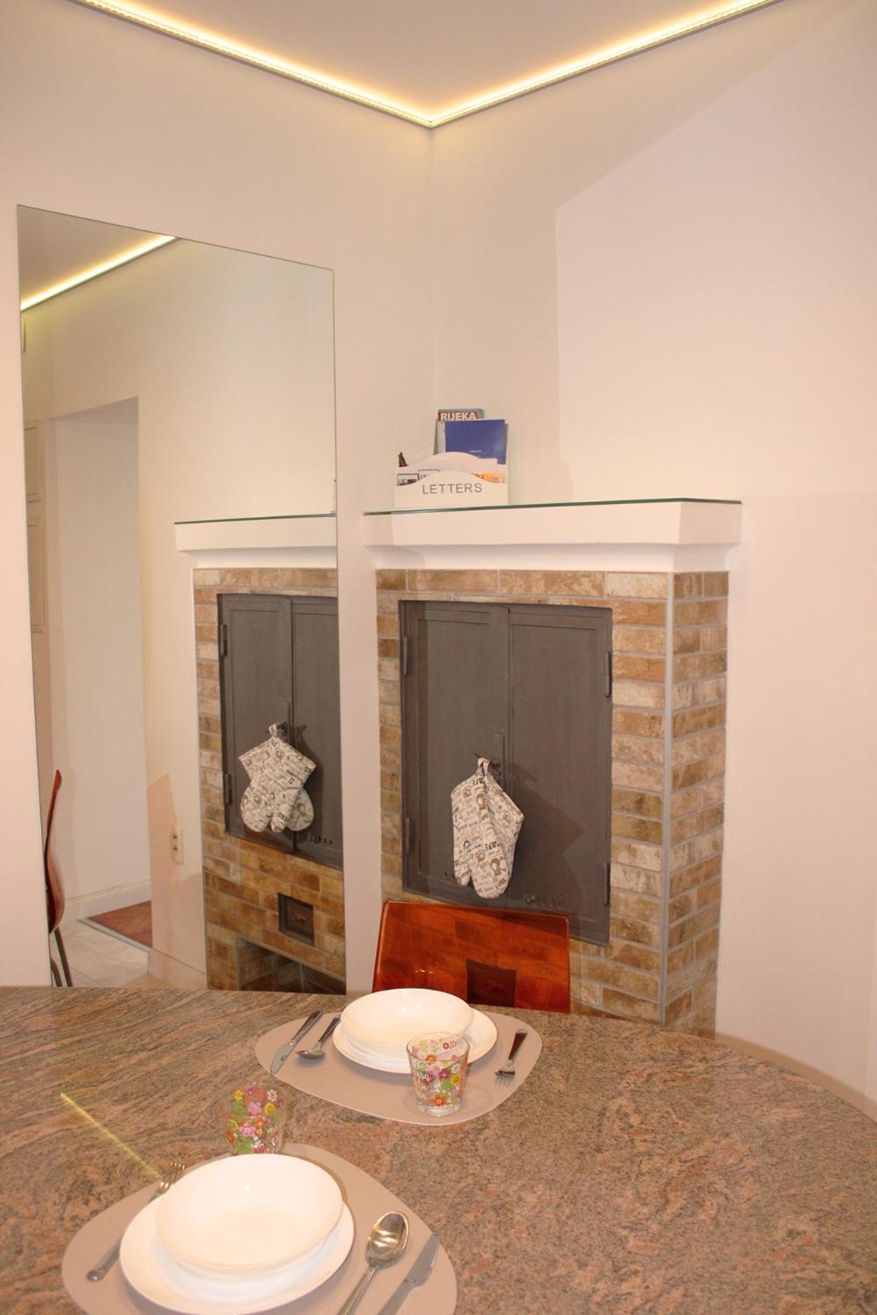 Apartment Amber Rijeka Luaran gambar